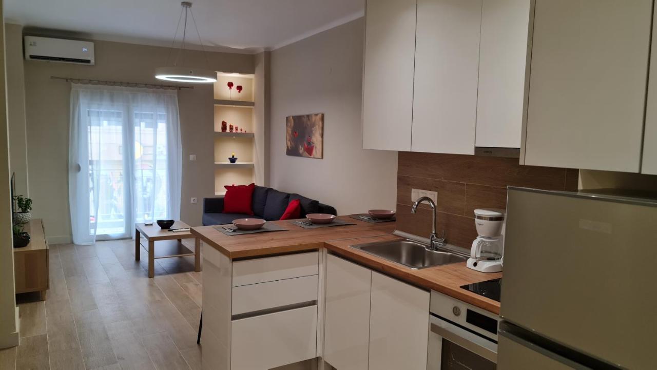 Kyana Luxury Apartment เทสซาโลนิกิ ภายนอก รูปภาพ